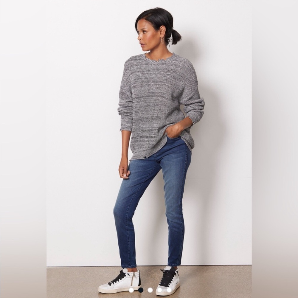 NWT Evereve Pistola Eve Distressed Sweater Size Small - Picture 3 of 6